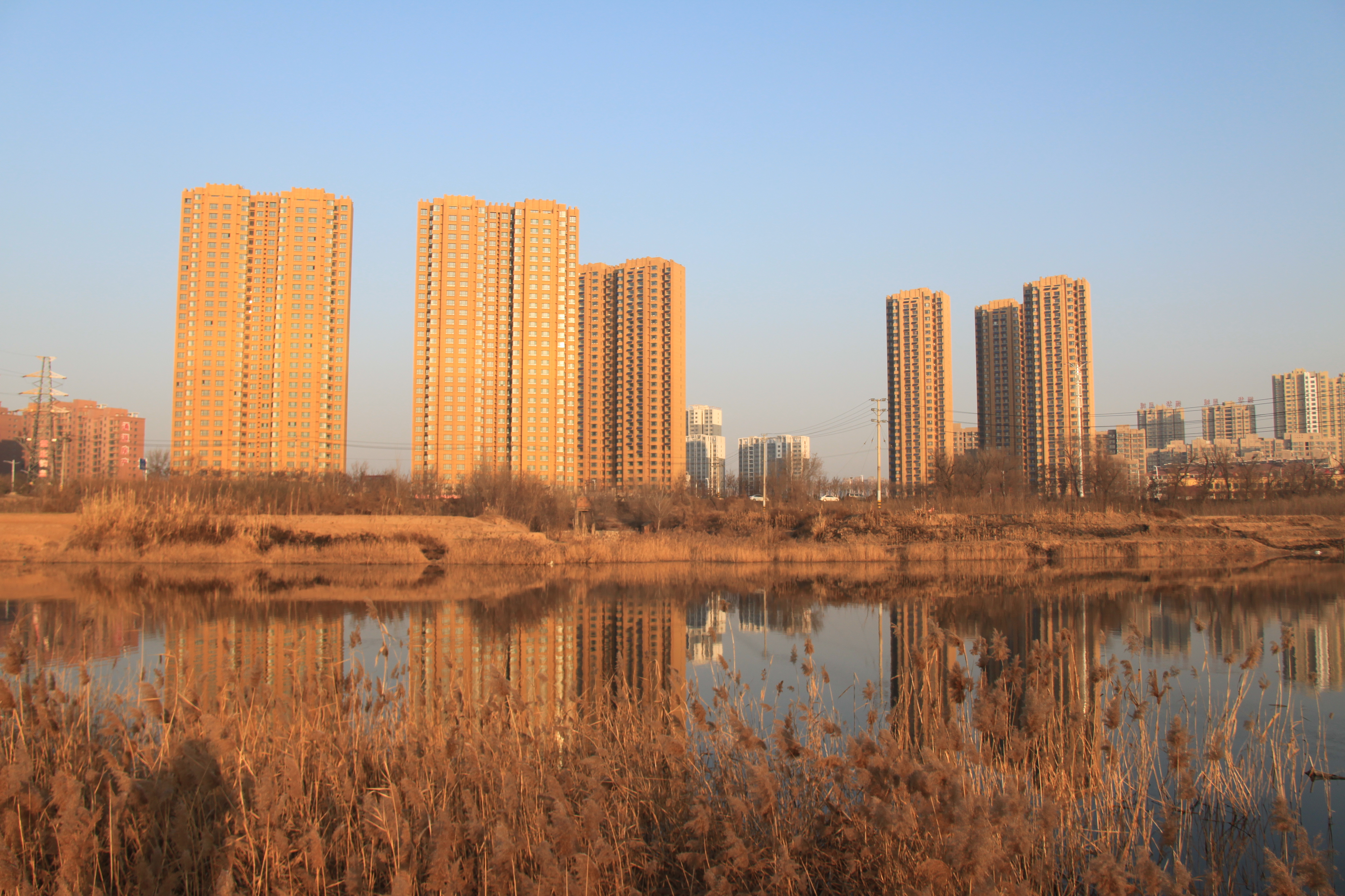 把業主滿意放在第一位 ——聯興·興河灣交房記